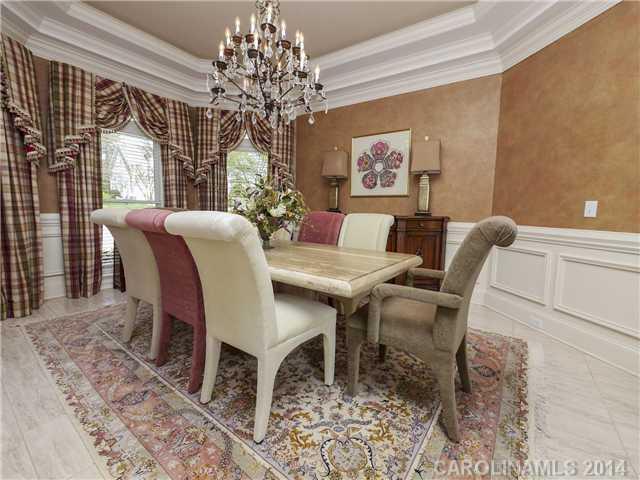 The Peninsula - Residential