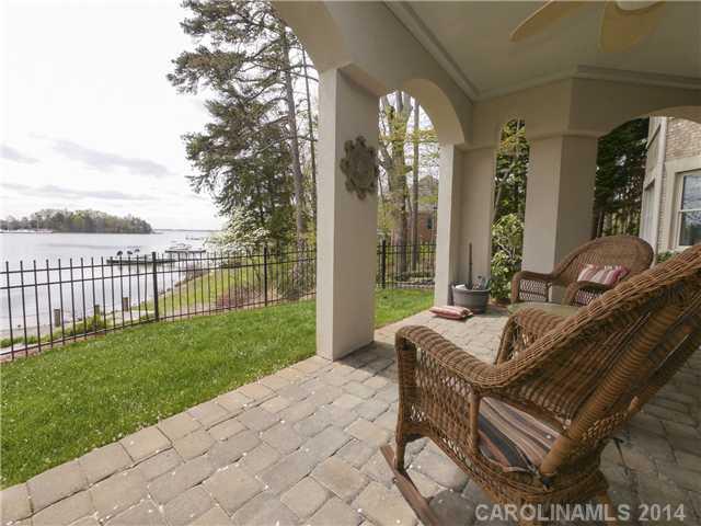 The Peninsula - Residential