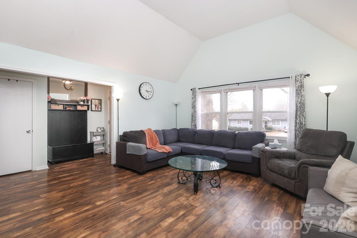 210 King George Lane