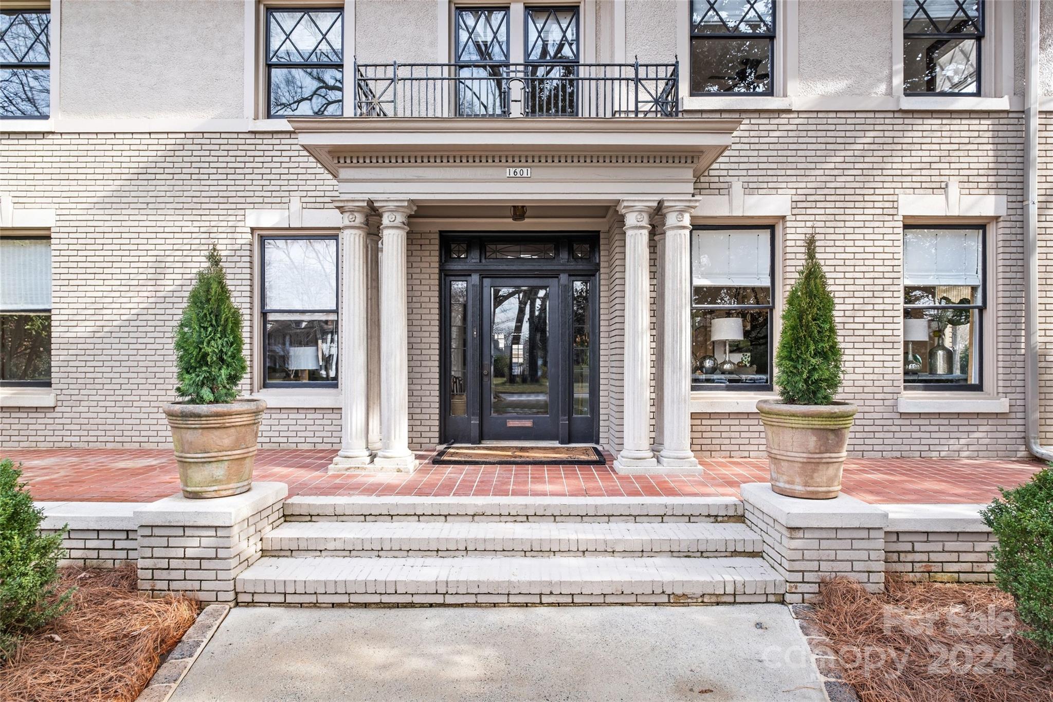 Myers Park - Residential