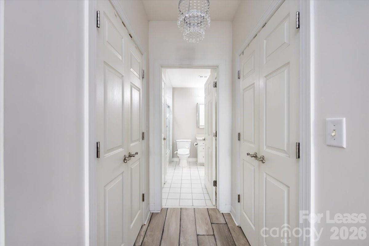 Gateway Plaza - Residential Lease