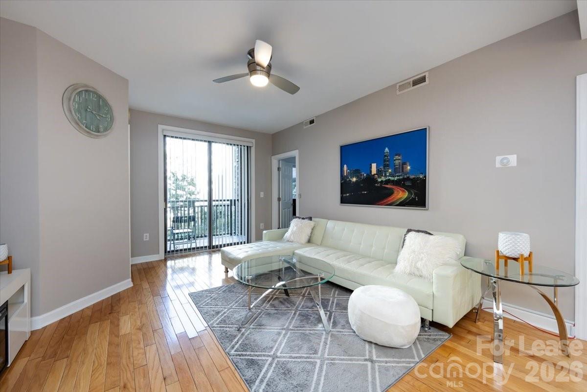 Gateway Plaza - Residential Lease