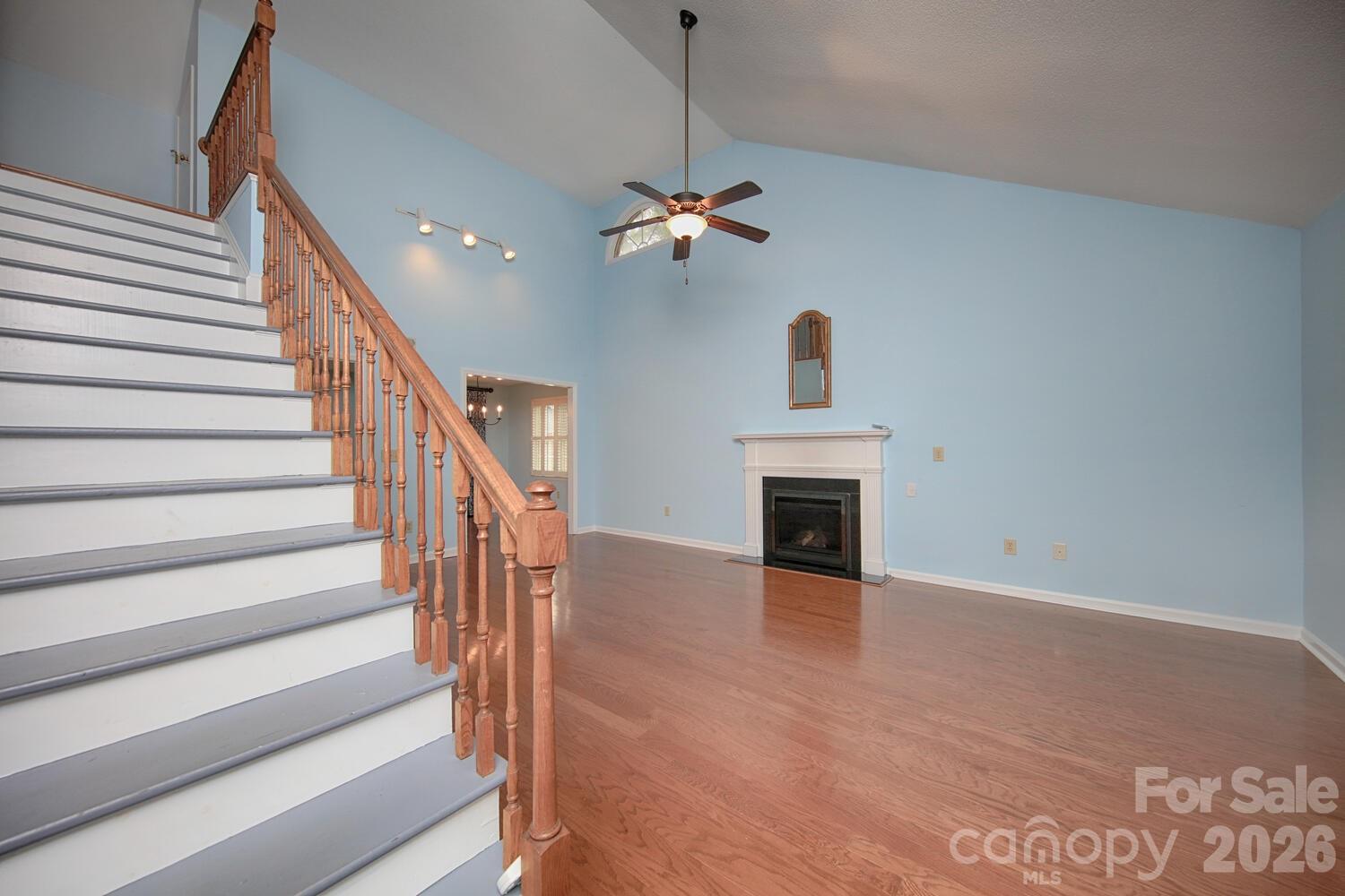 Union Bay Court - Residential