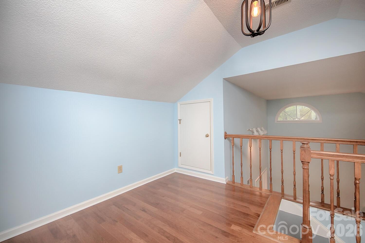 Union Bay Court - Residential