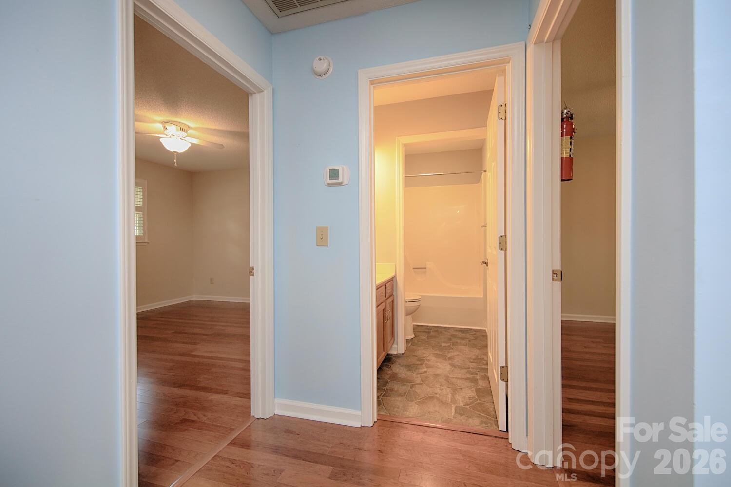 Union Bay Court - Residential