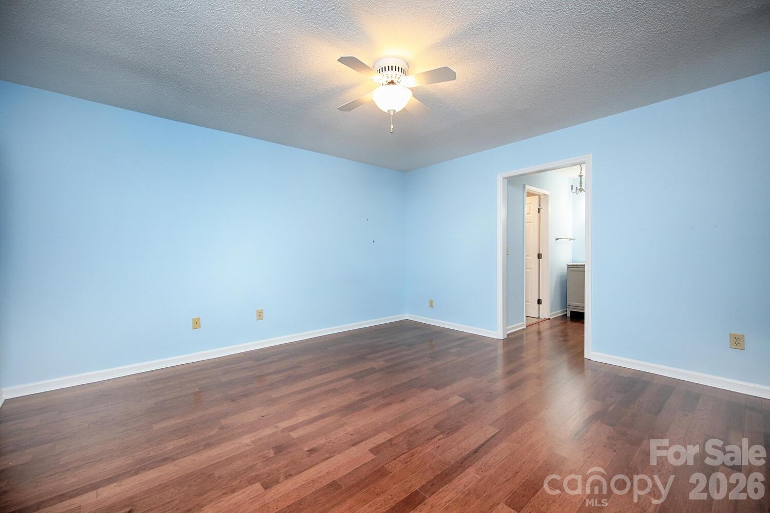 Union Bay Court - Residential