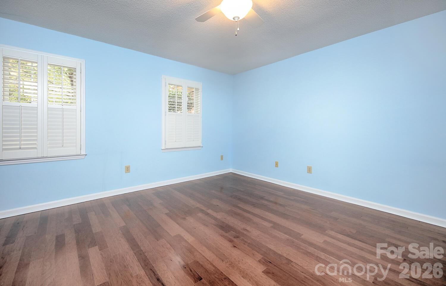 Union Bay Court - Residential