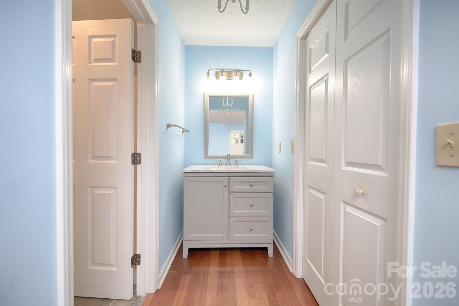 Union Bay Court - Residential