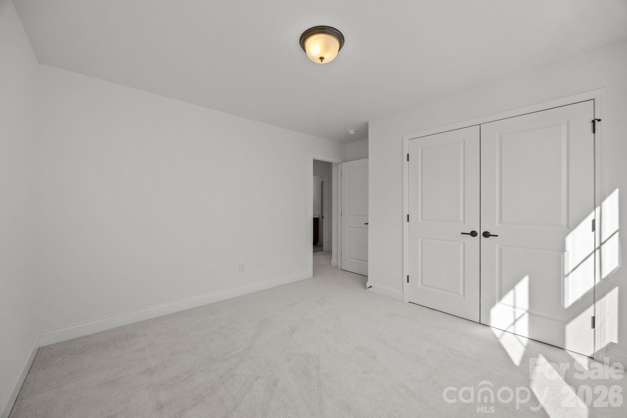 Lakeside Glen - Residential