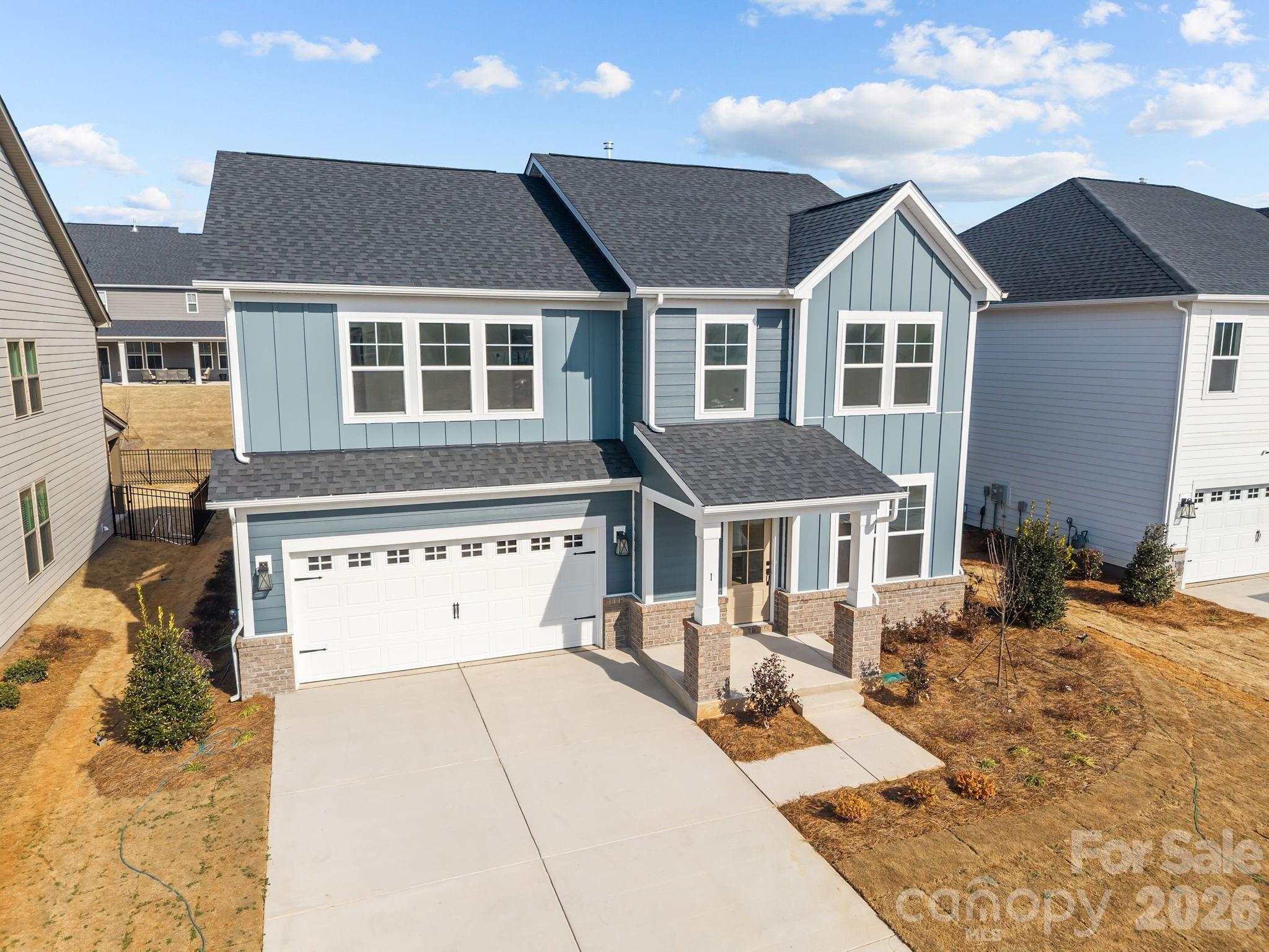 Lakeside Glen - Residential