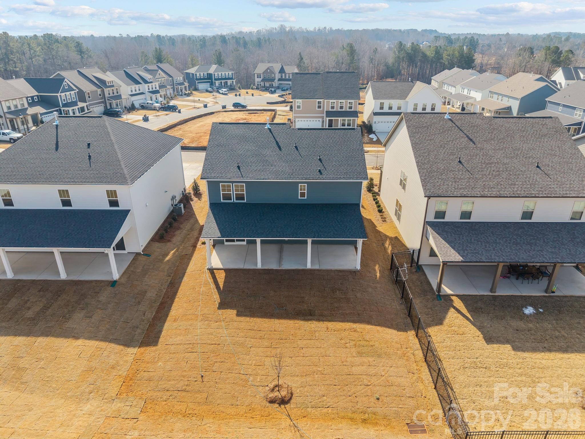 Lakeside Glen - Residential