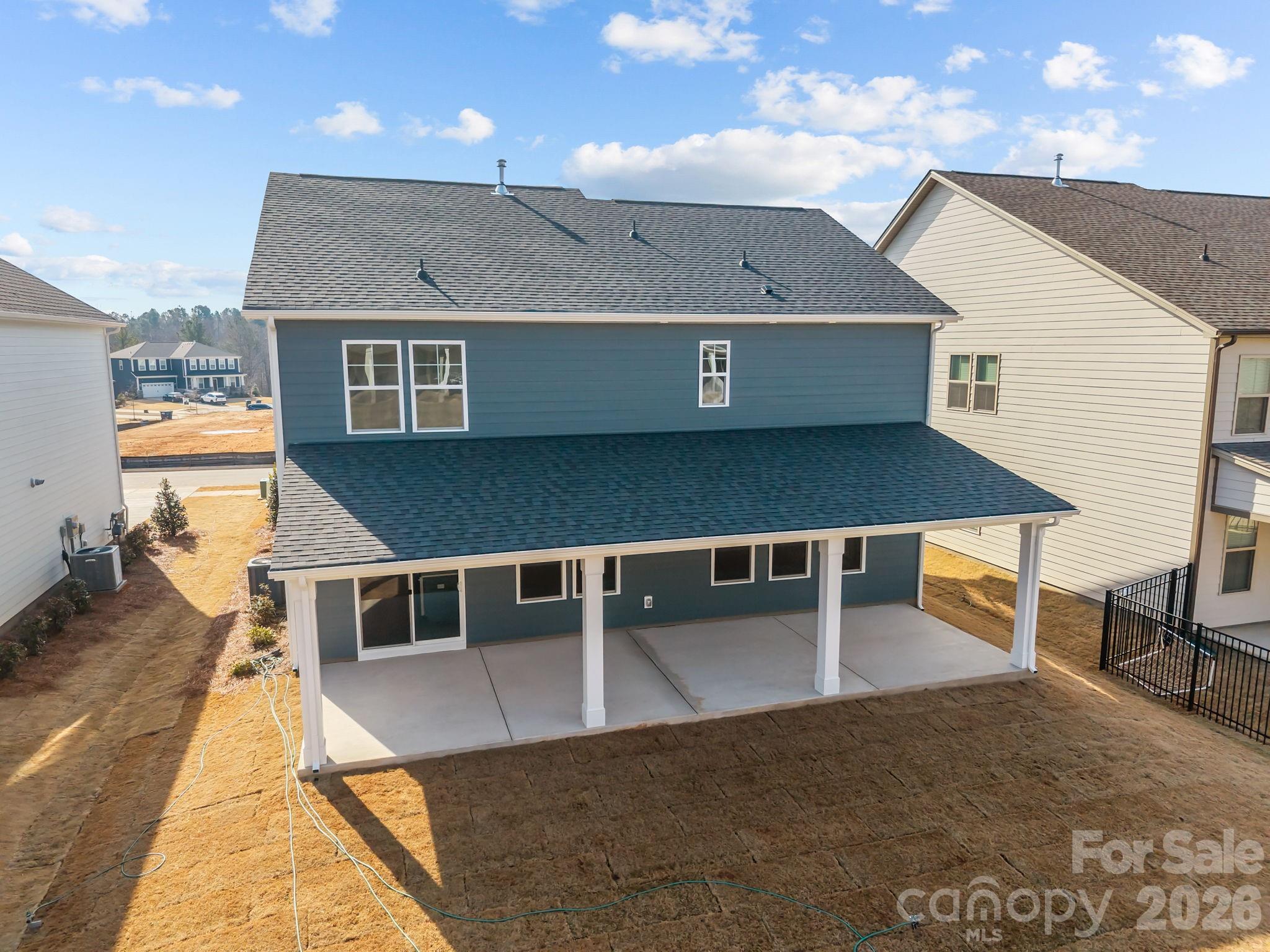 Lakeside Glen - Residential