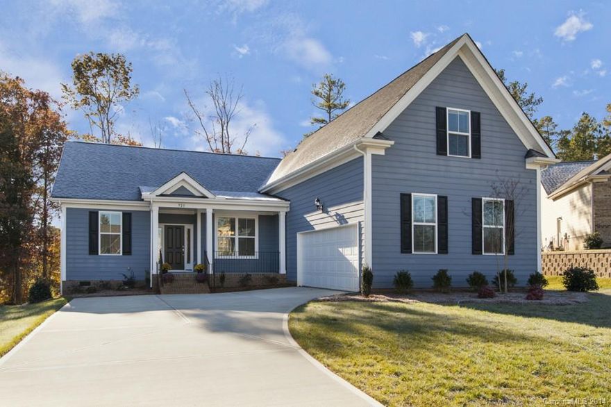 Beautiful Ranch with bonus room, cul-de-sac location, front porch, courtyard 2 car garage, formal DR w/ trey ceiling, open plan with family room w/gas logs, granite in all baths and gourmet kitchen w/ gas cooktop, 5" hardwood floors in foyer,DR,kitchen , breakfast,great room, 1st floor halls, 12 x 12 deck, beautiful homesite,, surround sound prewire