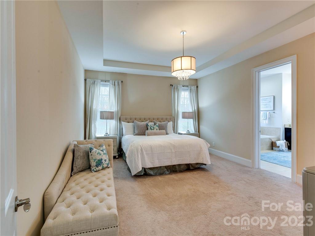 The Retreat At Sunset Ridge - Residential