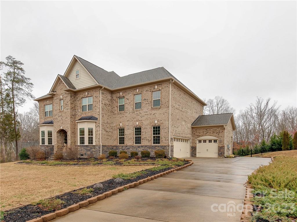 The Retreat At Sunset Ridge - Residential