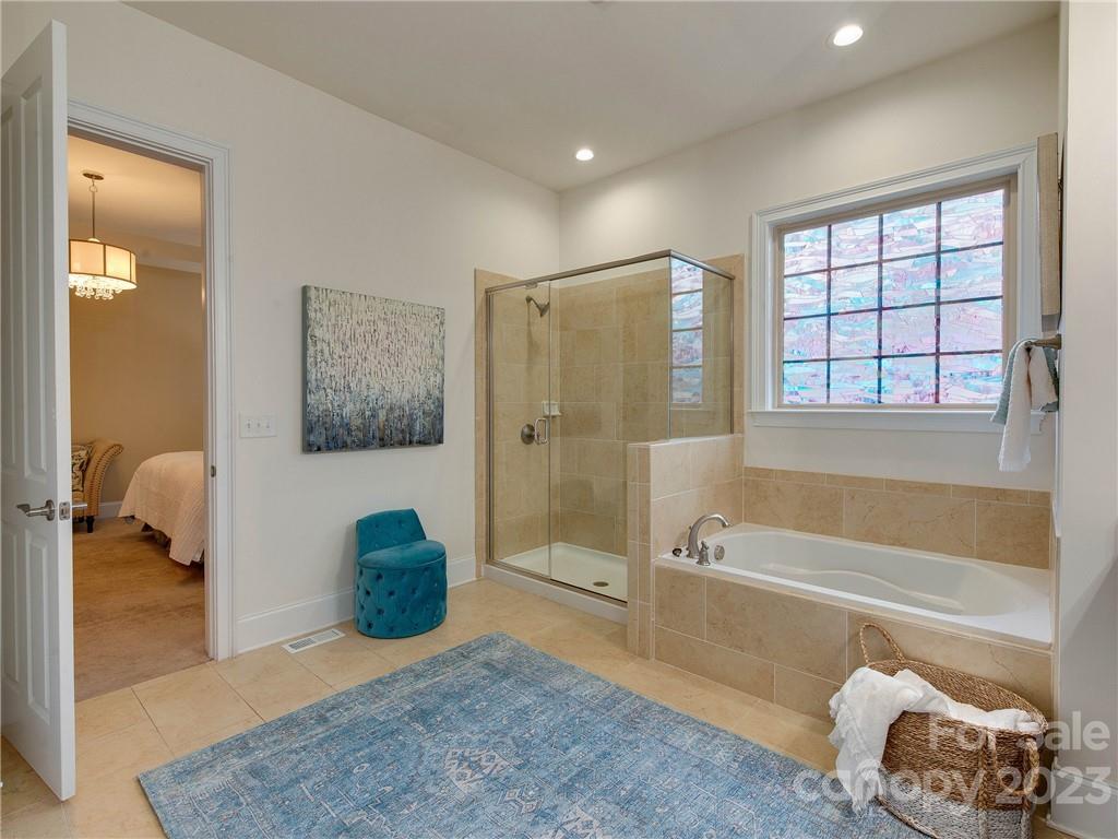 The Retreat At Sunset Ridge - Residential