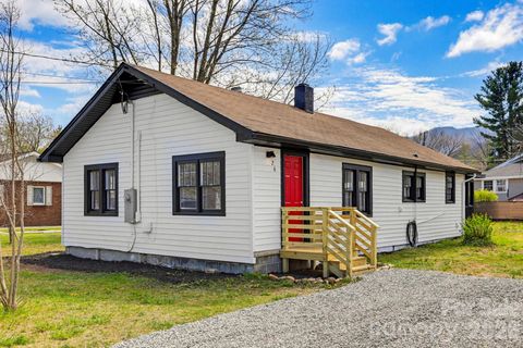 26 Francis Street Waynesville NC 28786