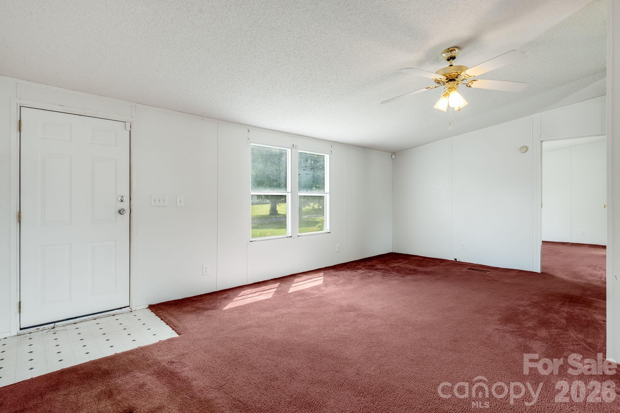 505 Crescent Way