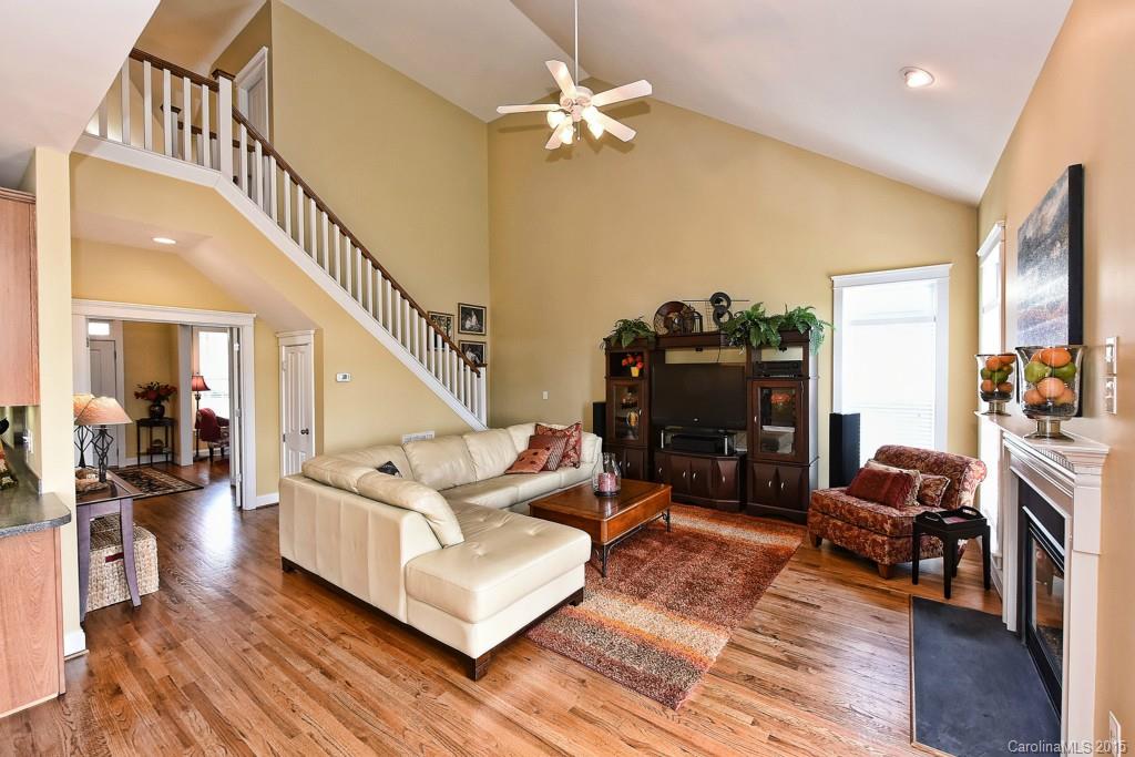 Lake Shore - Residential