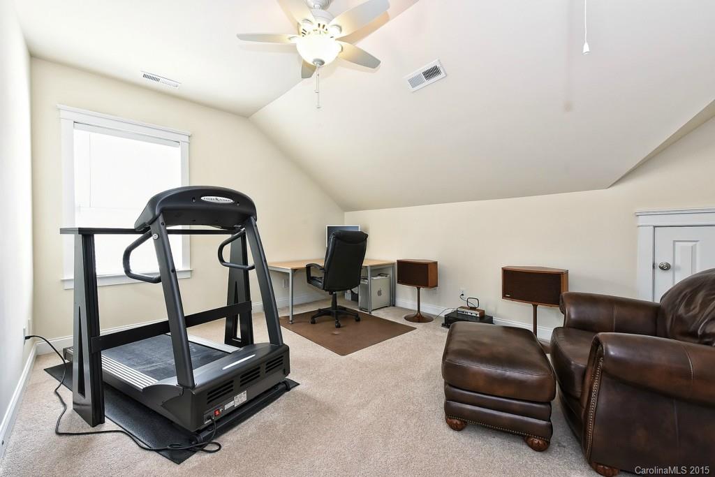 Lake Shore - Residential