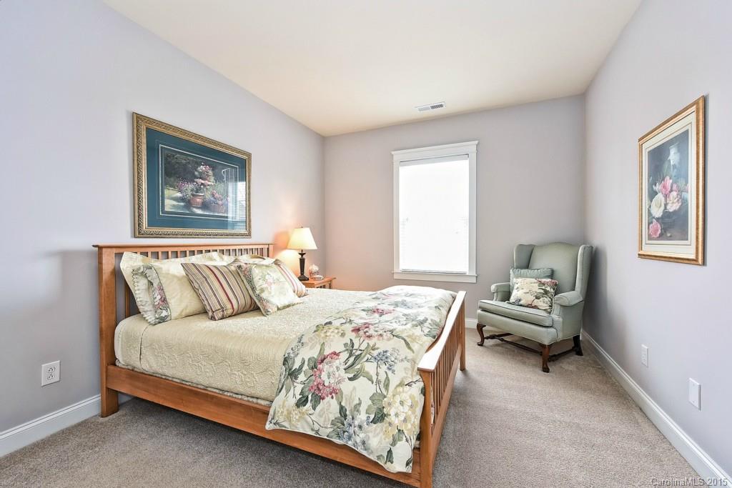 Lake Shore - Residential