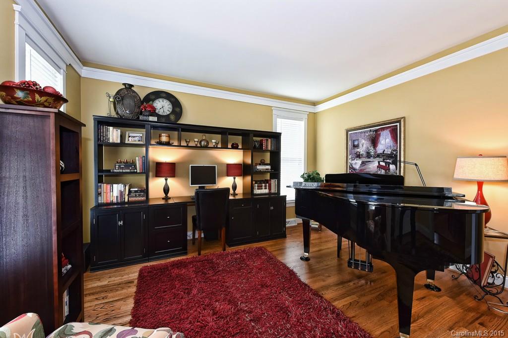 Lake Shore - Residential