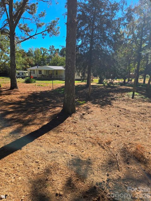 1718 Measmer Street Kannapolis NC 28081