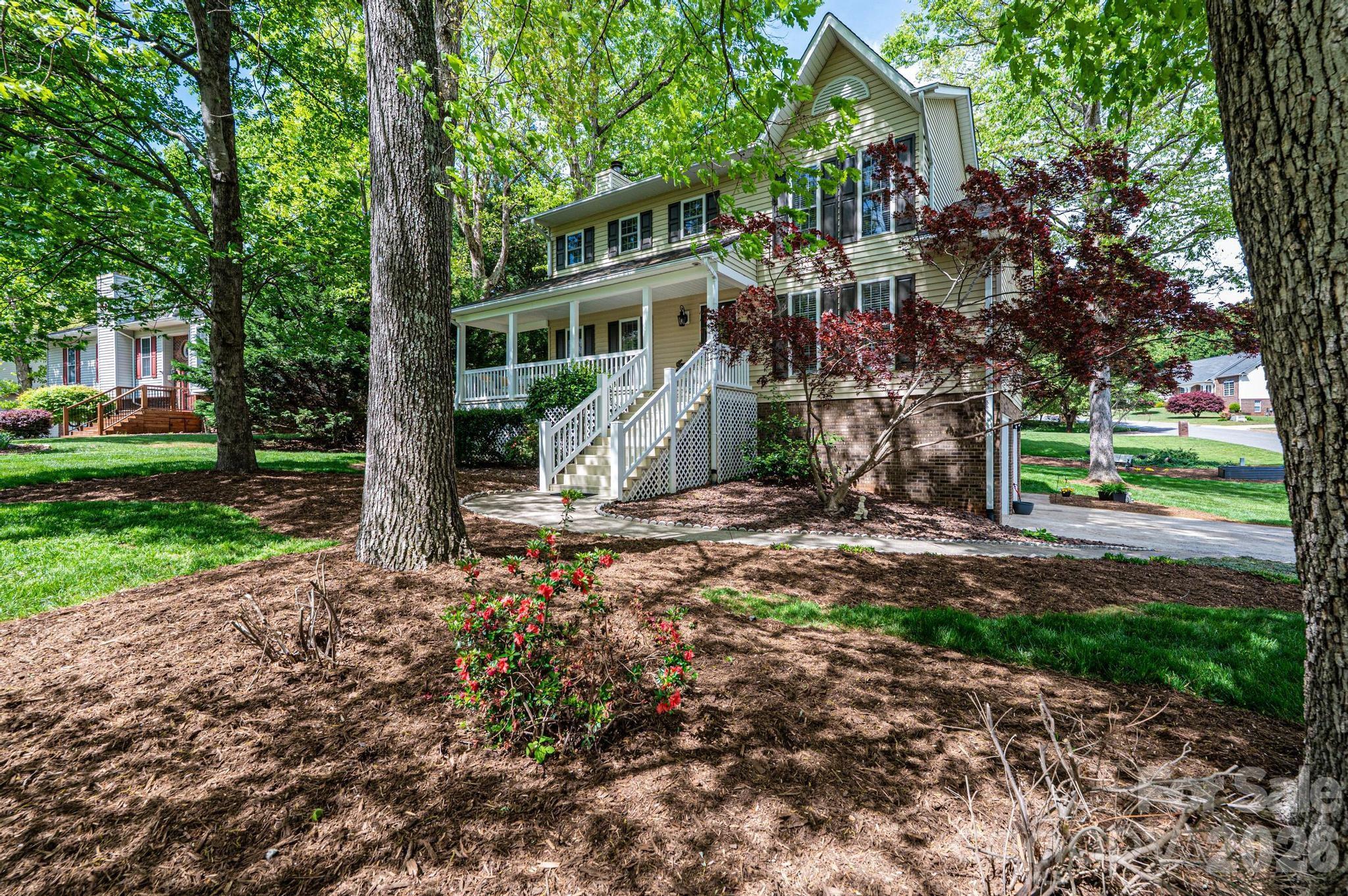 600 17th Avenue Drive SE