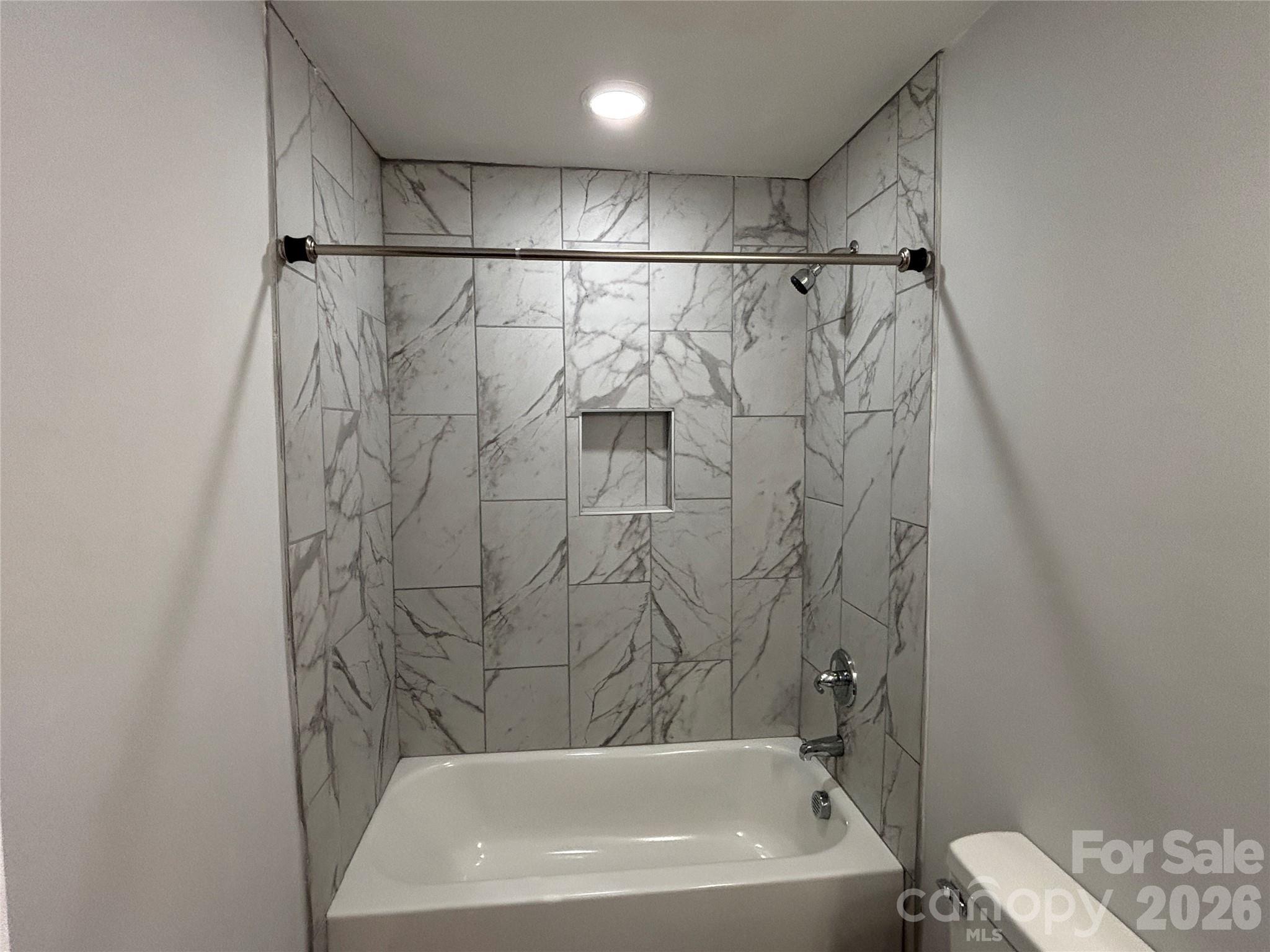 Rolling Hills Place - Residential