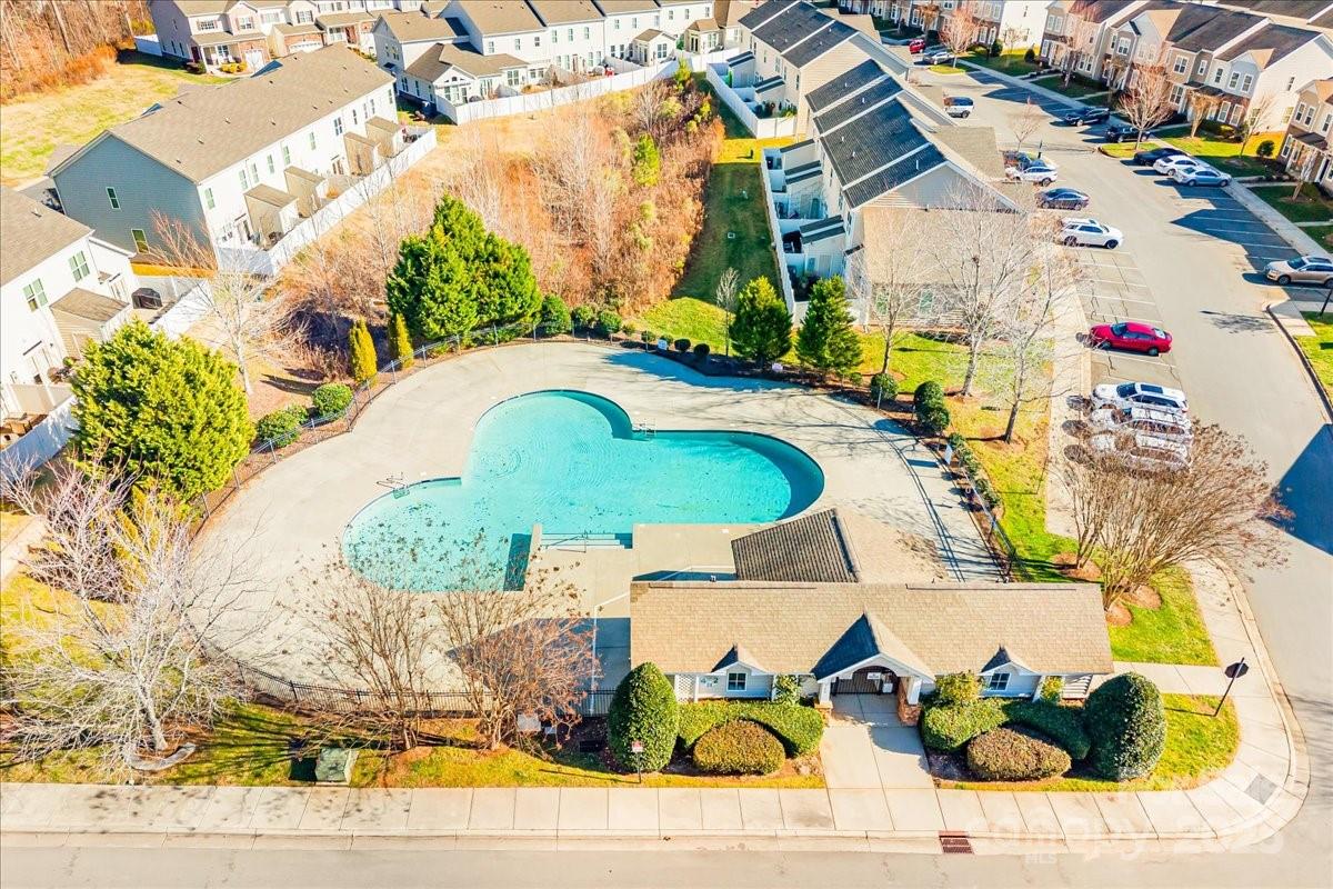 Waters Edge - Residential