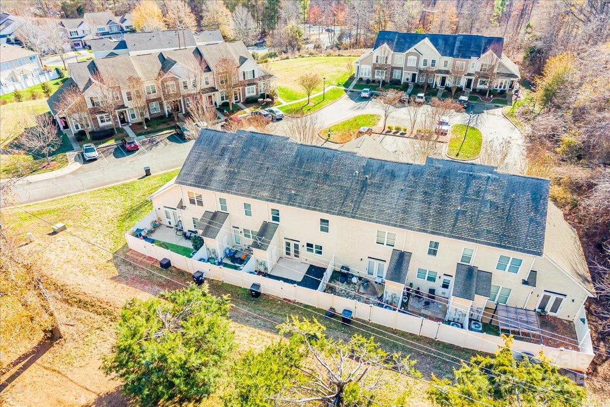 Waters Edge - Residential