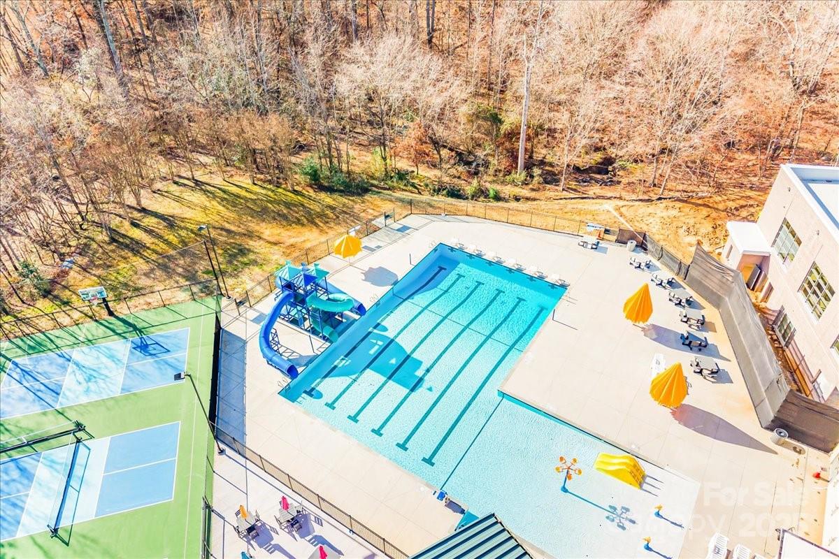 Waters Edge - Residential