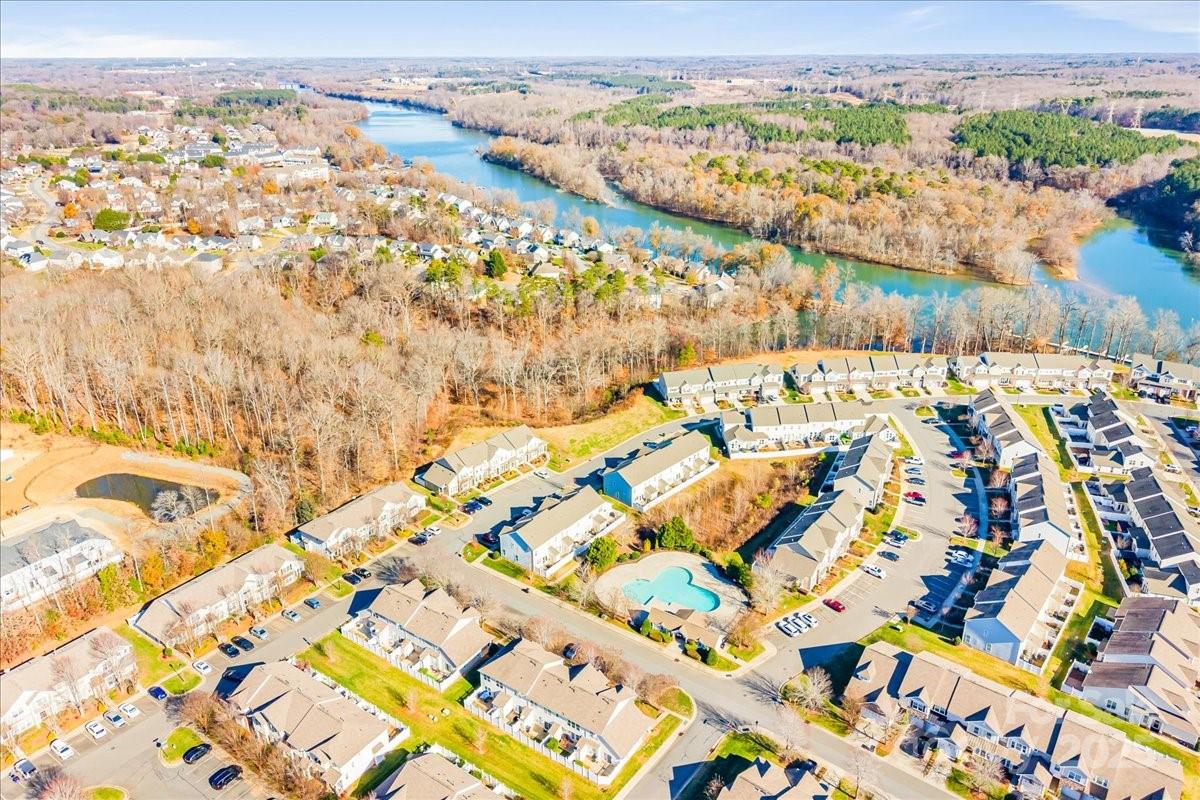 Waters Edge - Residential