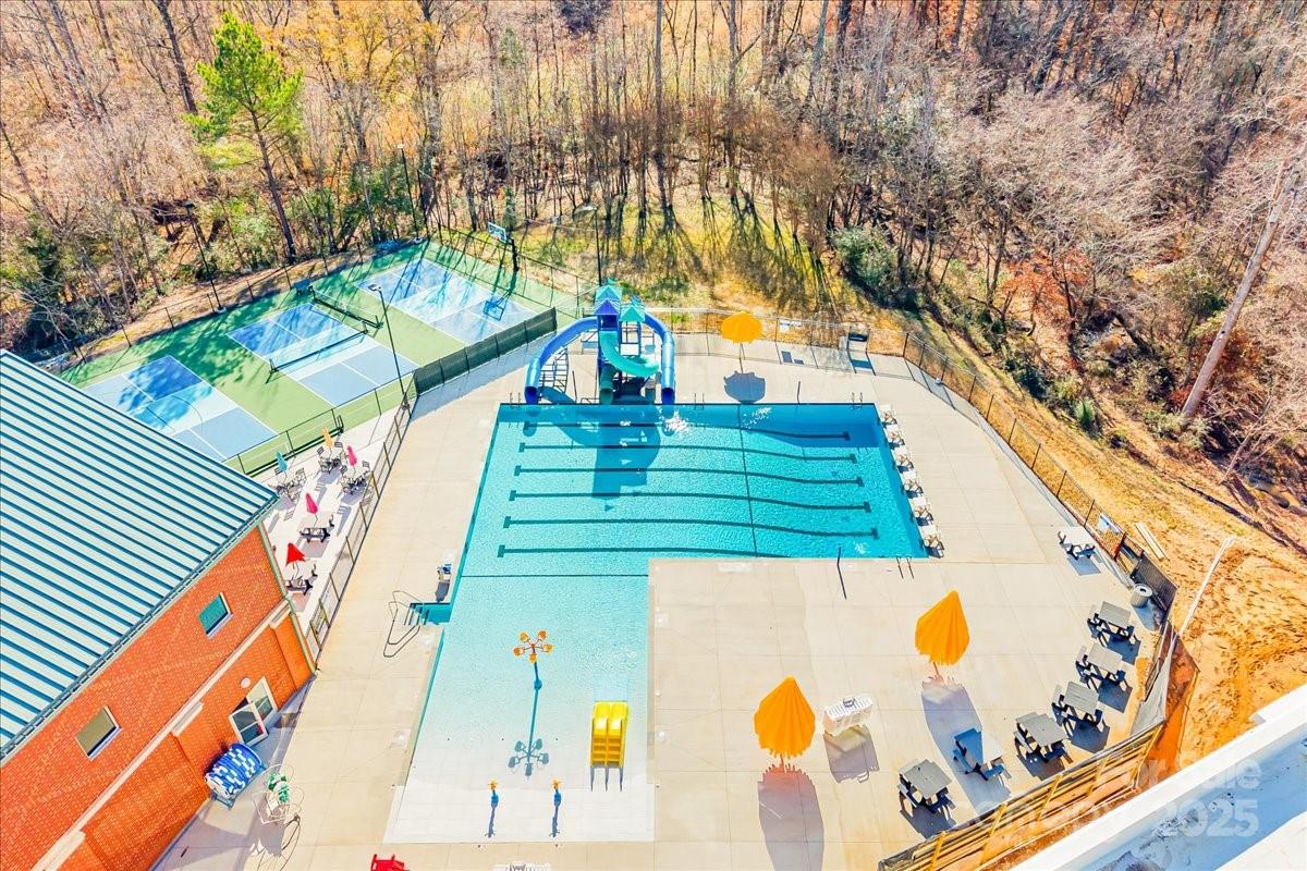 Waters Edge - Residential