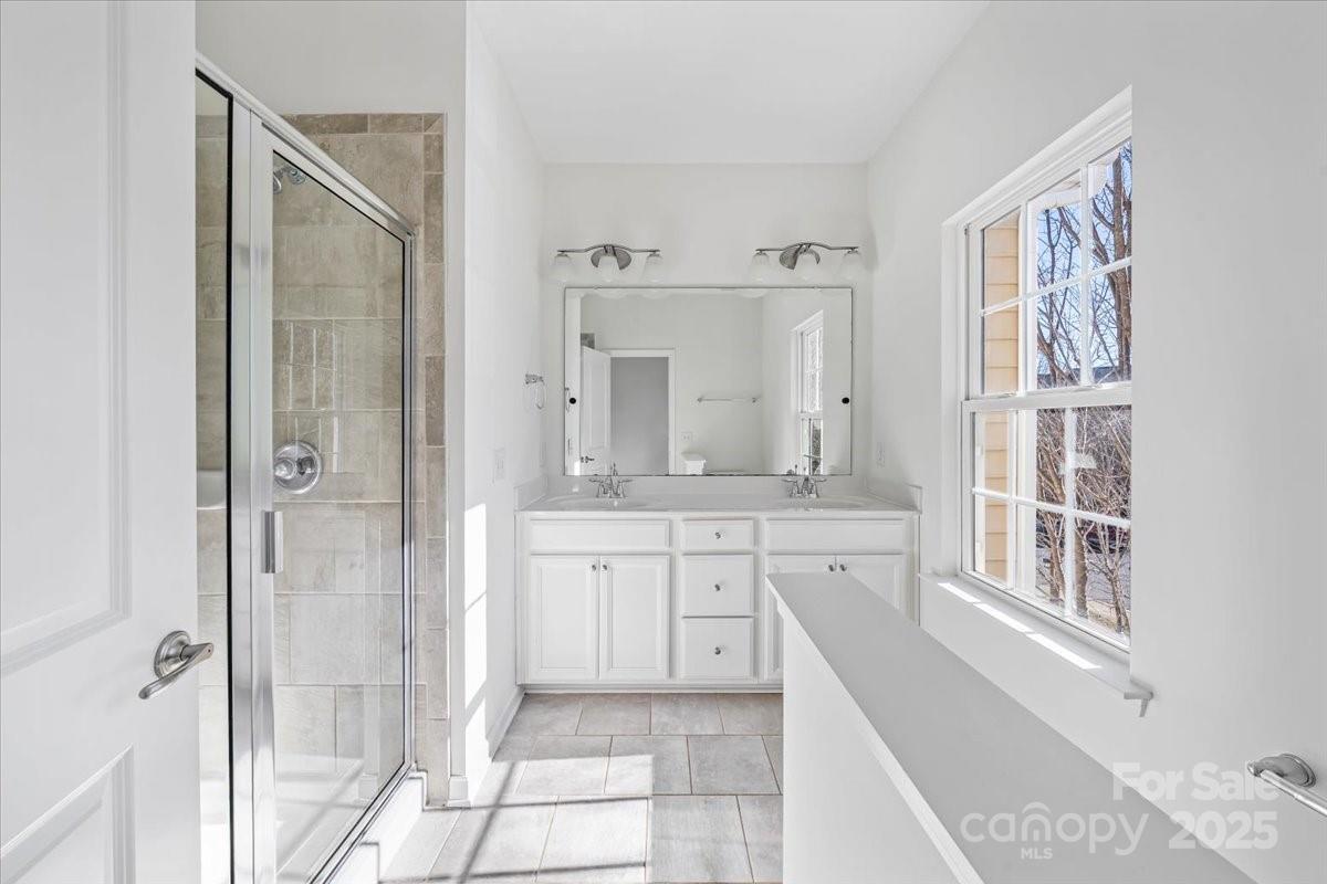 Waters Edge - Residential