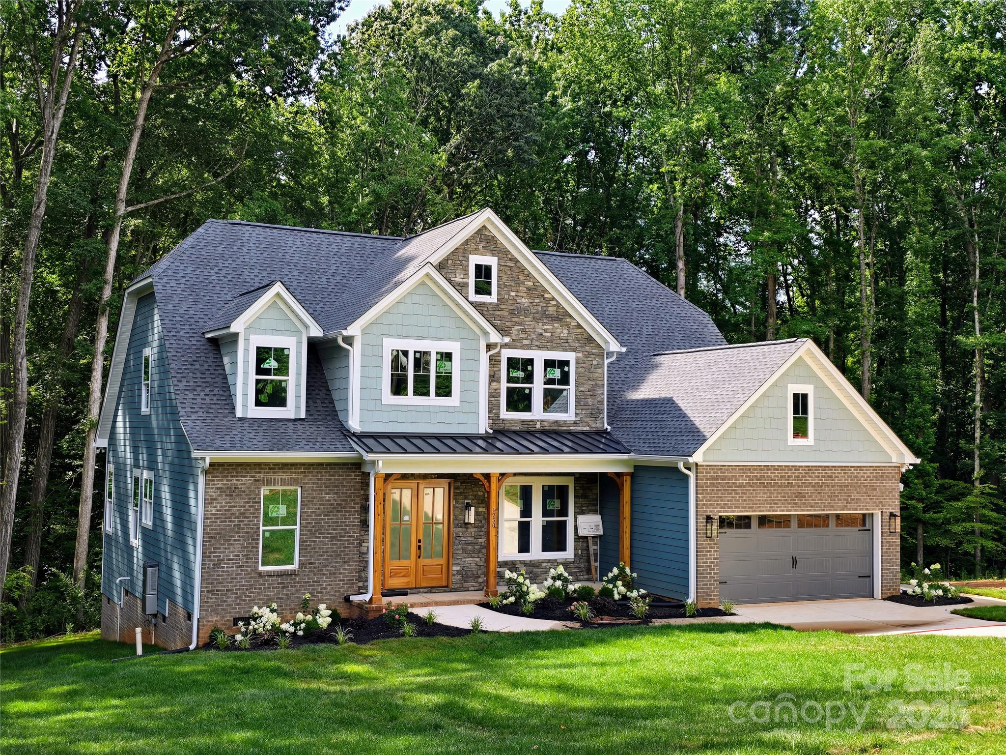 1250 Hunting Ridge Drive