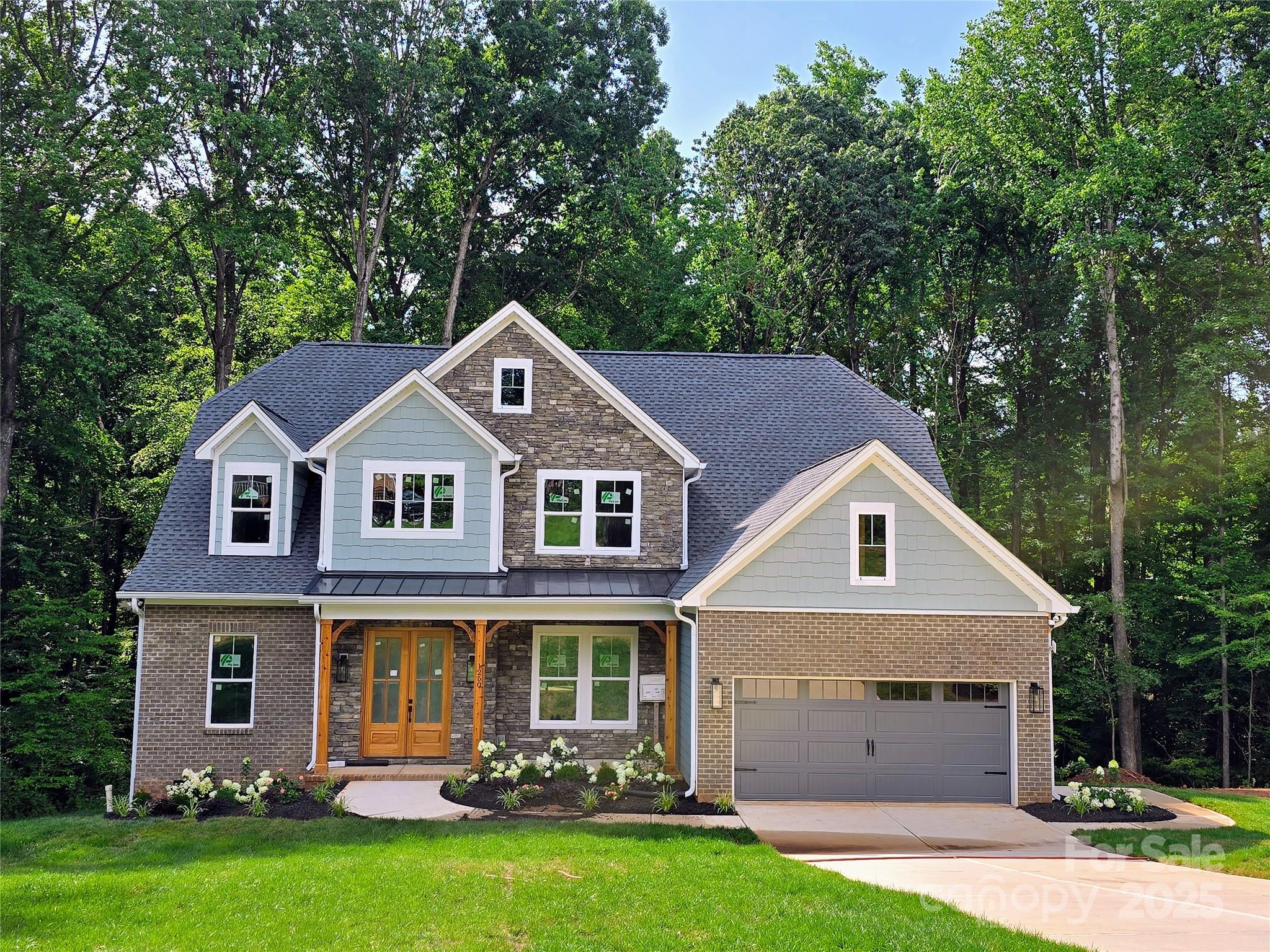 1250 Hunting Ridge Drive