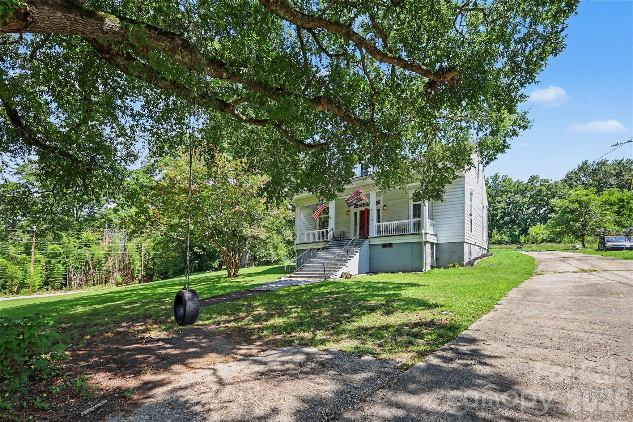 159 E Lacy Street