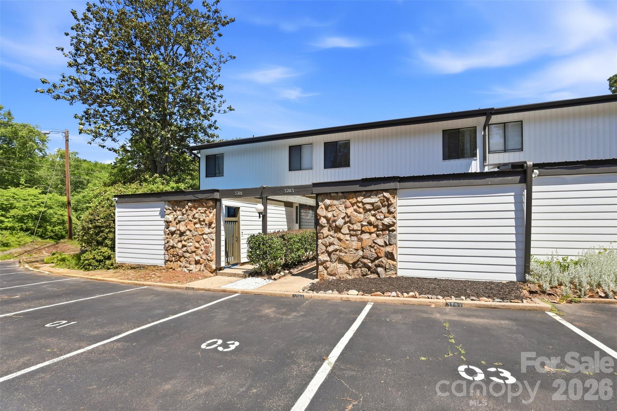 Sir Johns Hill - Residential