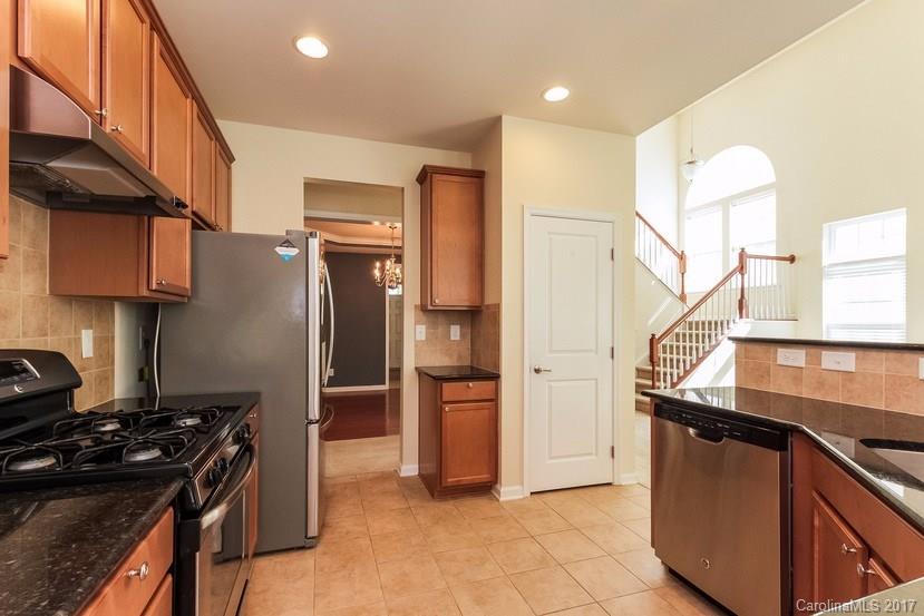 Amber Leigh - Residential Lease