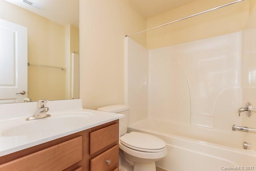 Amber Leigh - Residential Lease