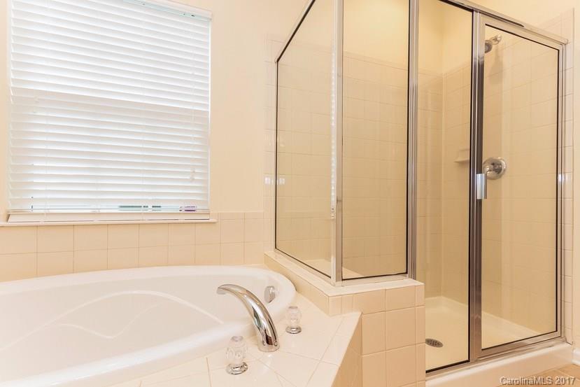 Amber Leigh - Residential Lease