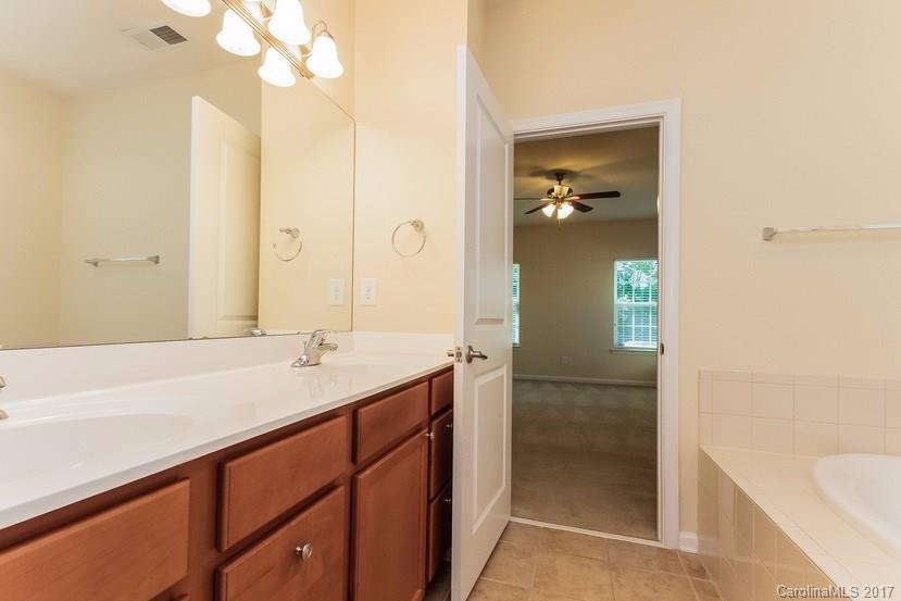 Amber Leigh - Residential Lease