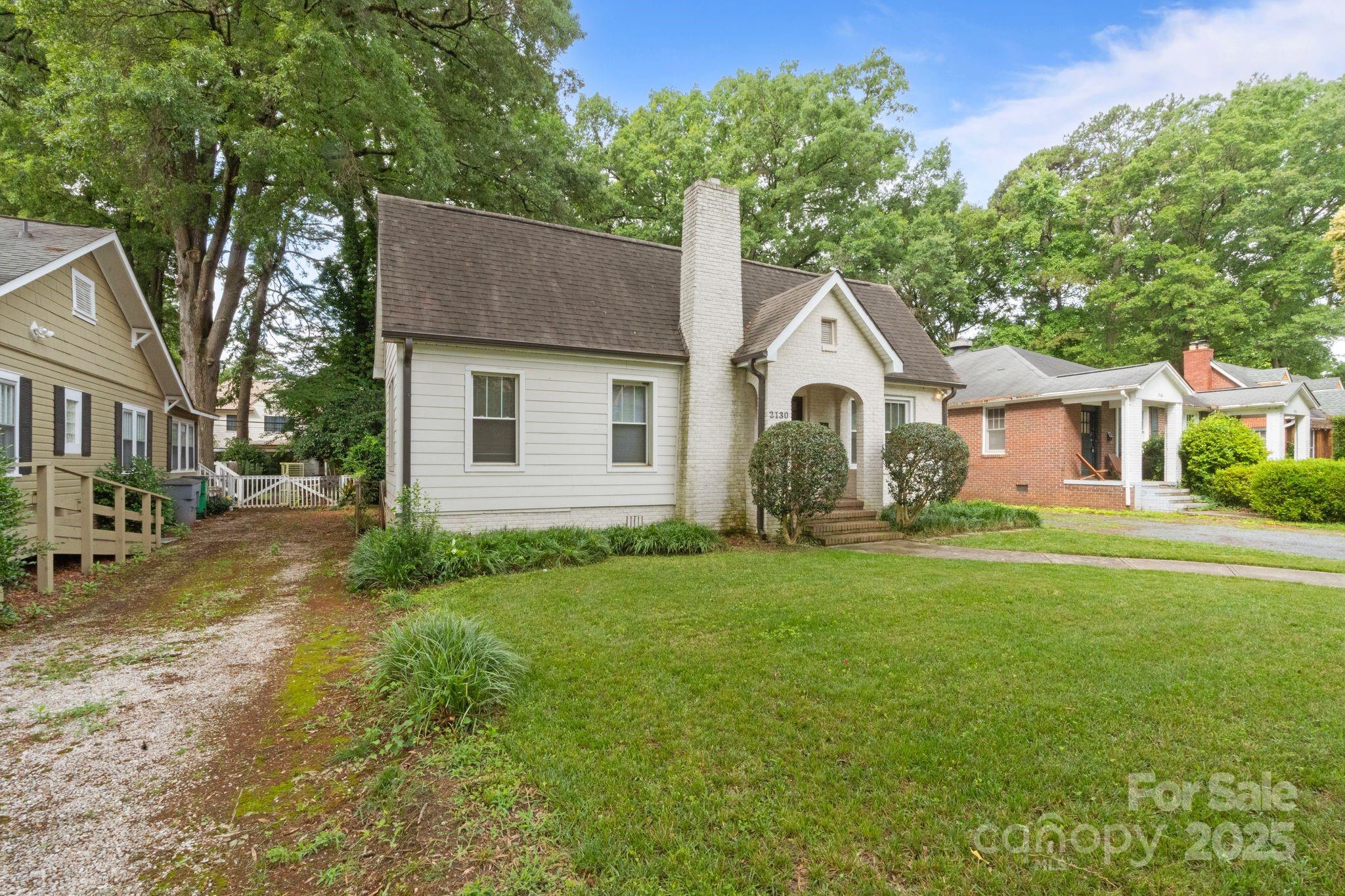 2130 Chesterfield Avenue
