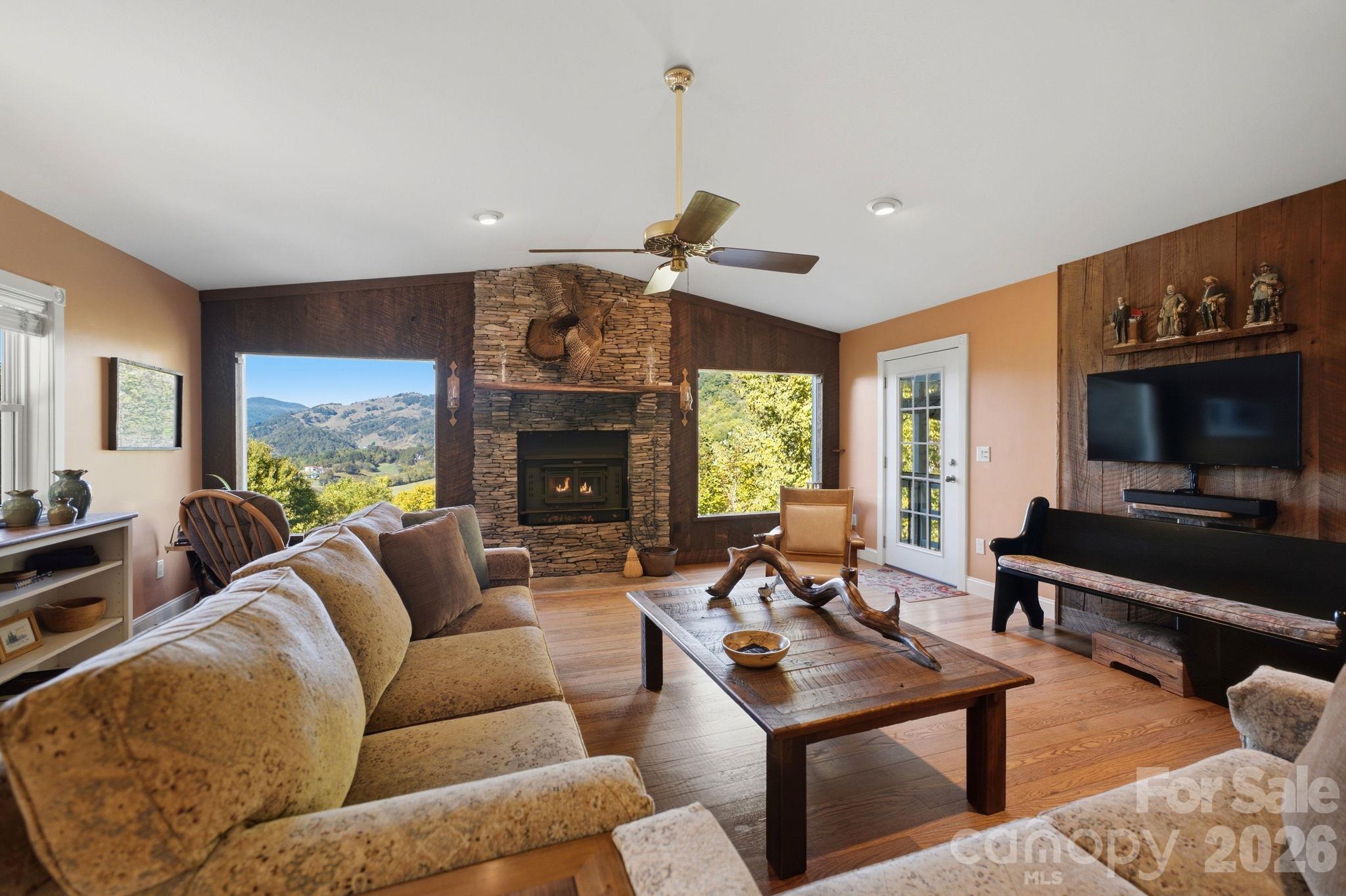 241 Standing Rock Cove