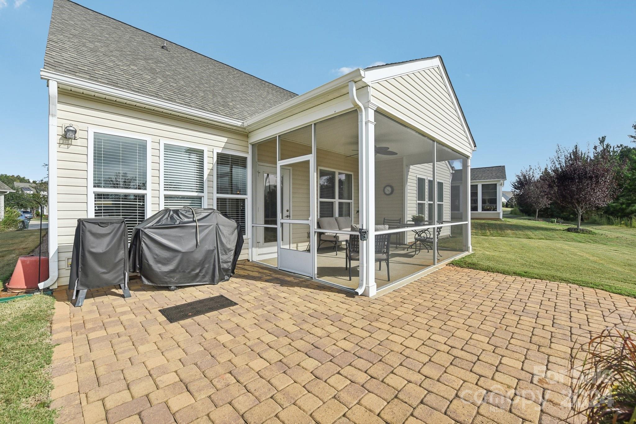 Sun City Carolina Lakes - Residential