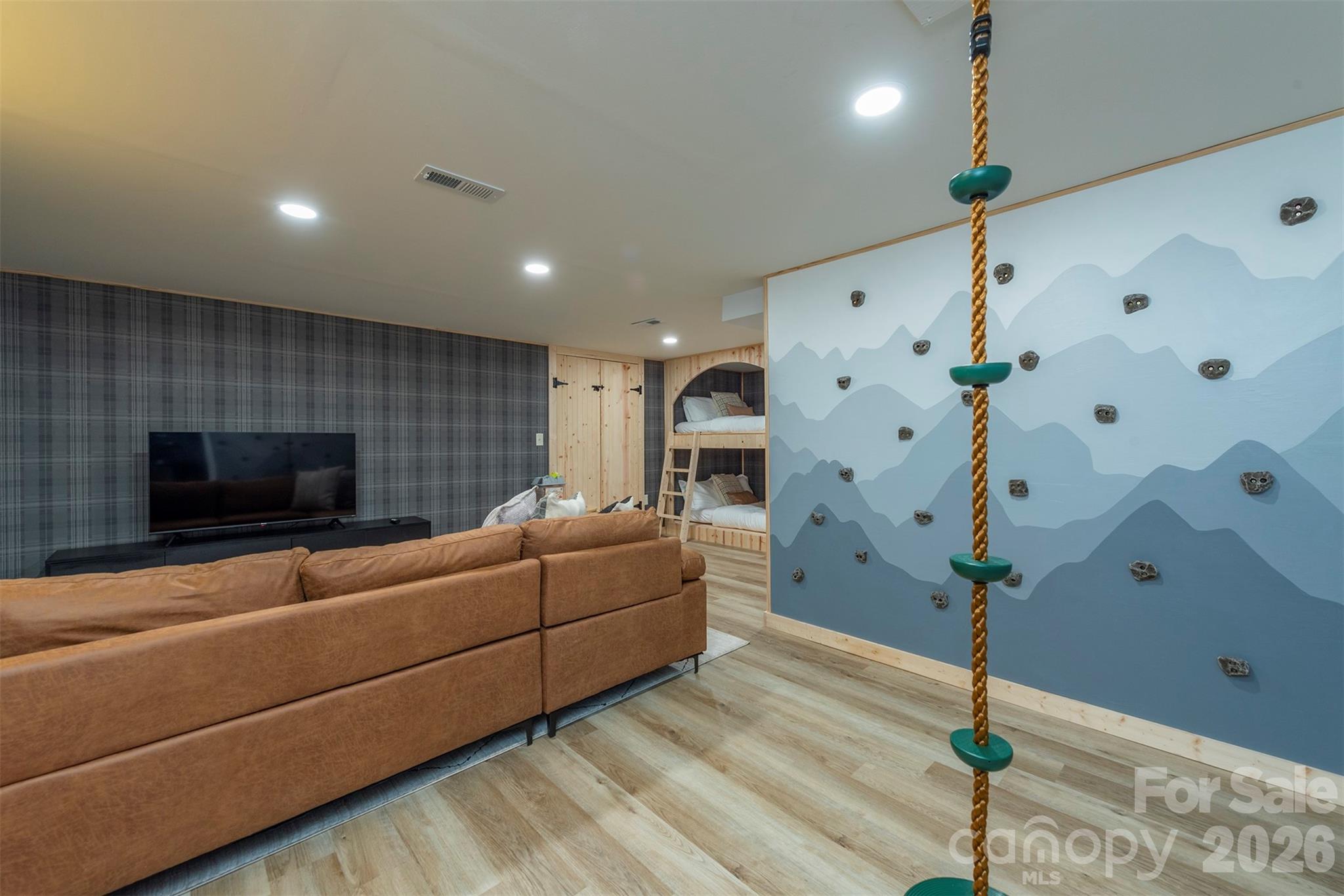 Wolf Laurel - Residential