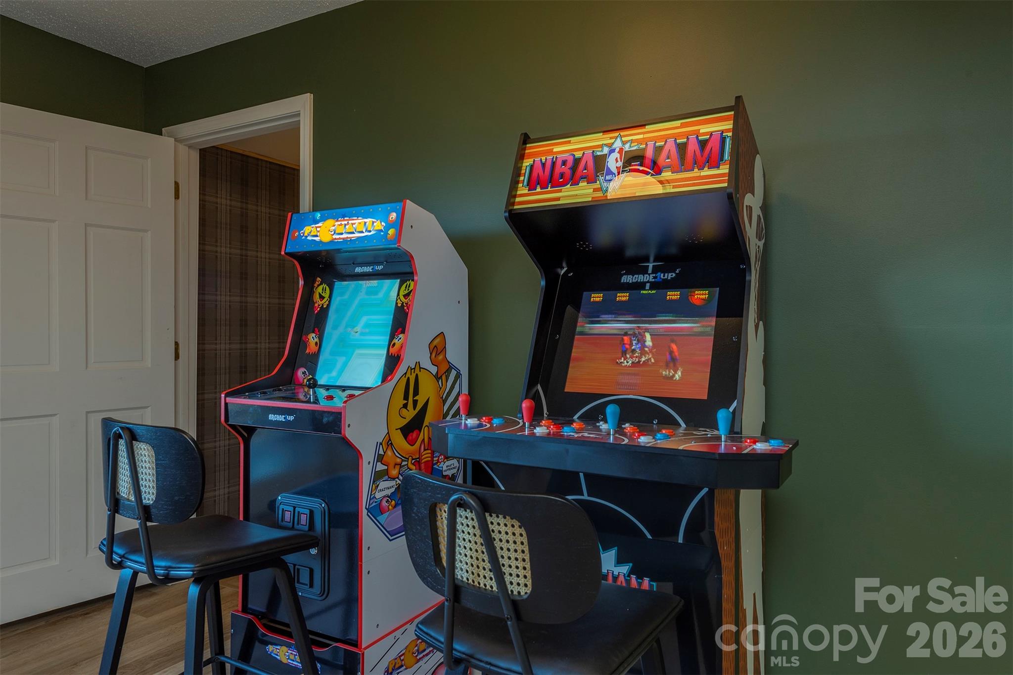 Wolf Laurel - Residential