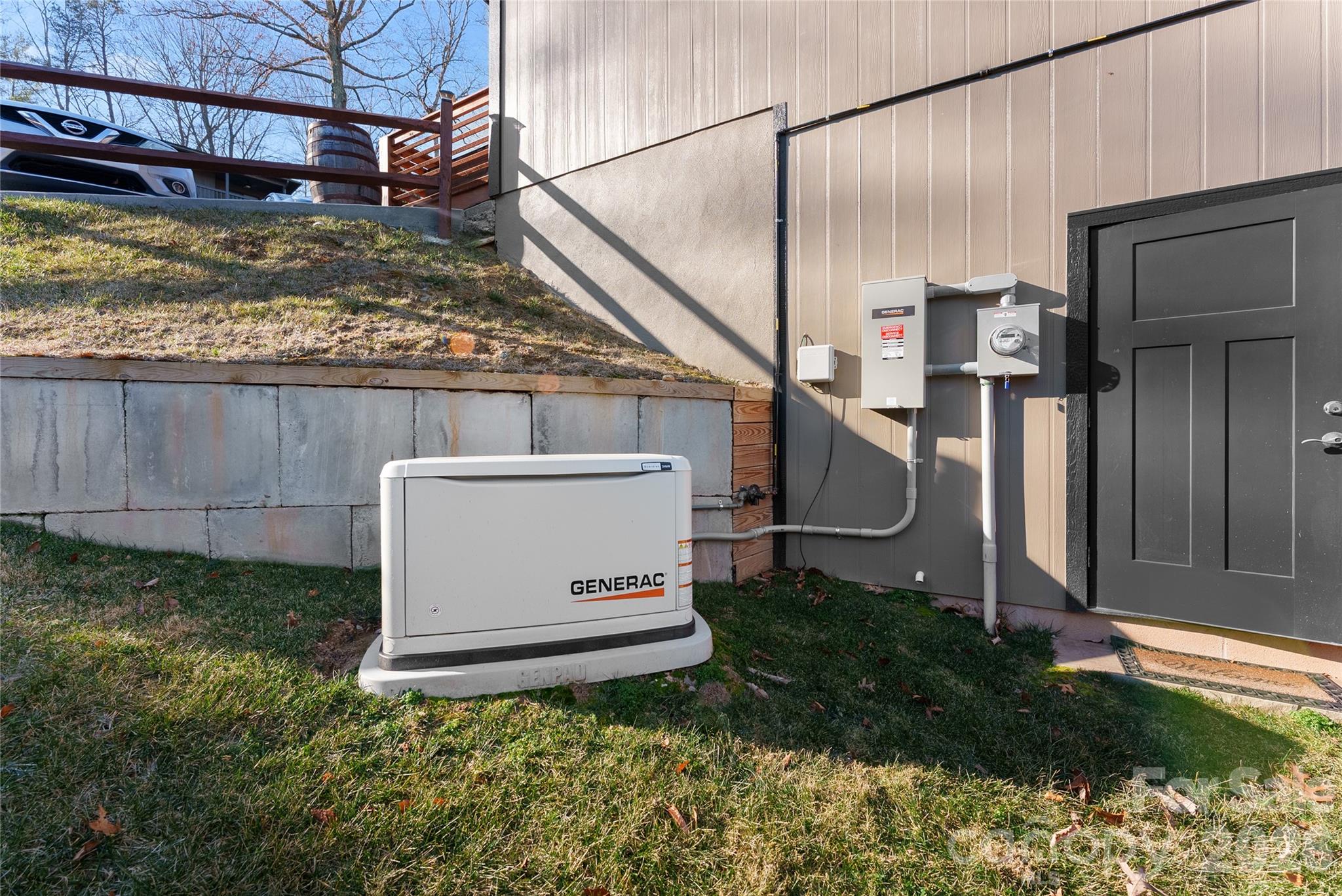 Hawks Crest - Residential