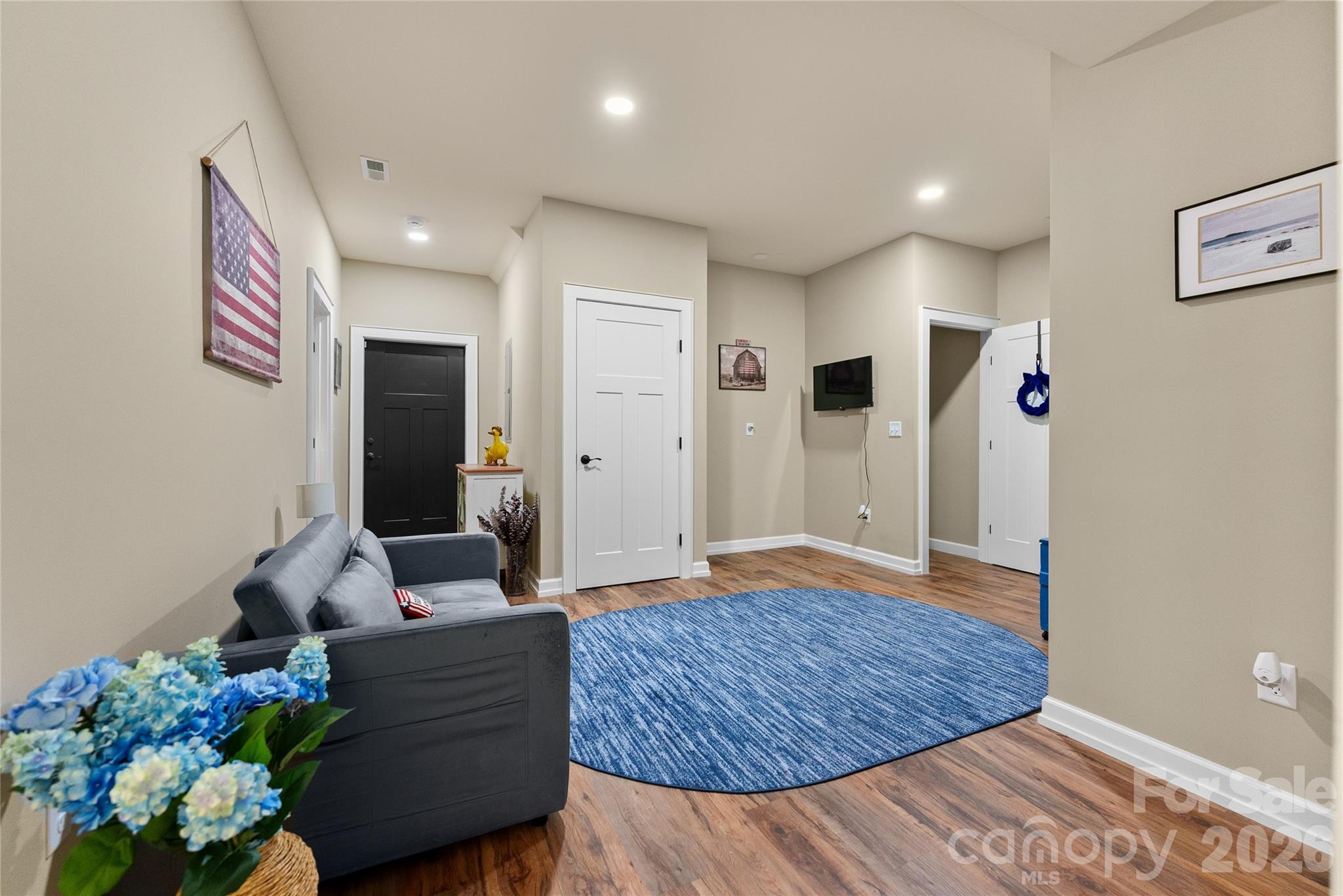 Hawks Crest - Residential